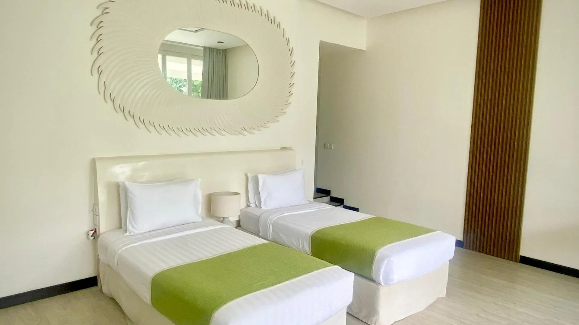Eden The Residence At The Sea Seminyak 0*,  Indonesien